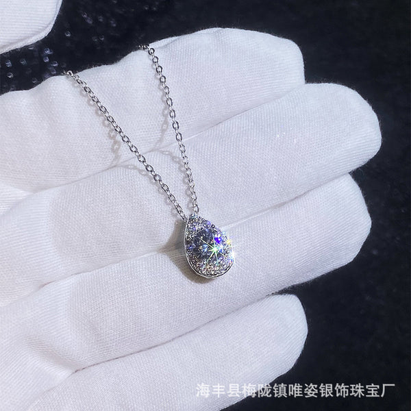 Cross-border hot-selling Mo 1ct moissanite pendant 925 sterling silver necklace temperament simple Korean version water drop collarbone chain wholesale